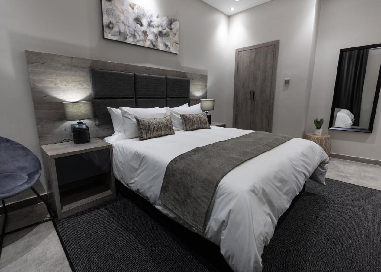 Luxe Suites Boutique Hotel Дърбан Екстериор снимка