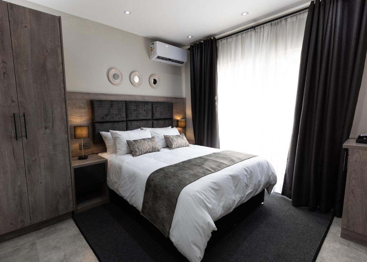 Luxe Suites Boutique Hotel Дърбан Екстериор снимка